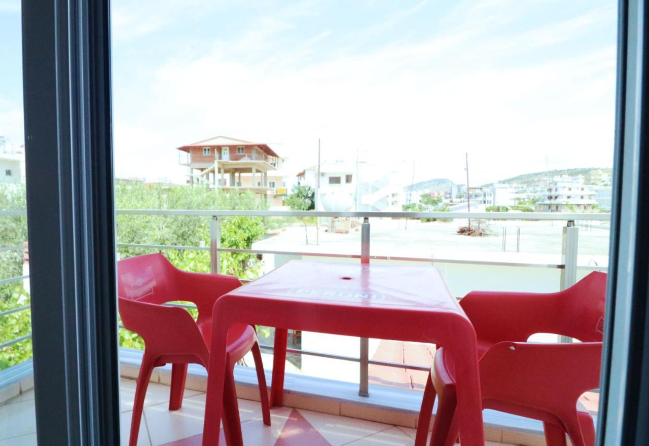 Juli Apartment *