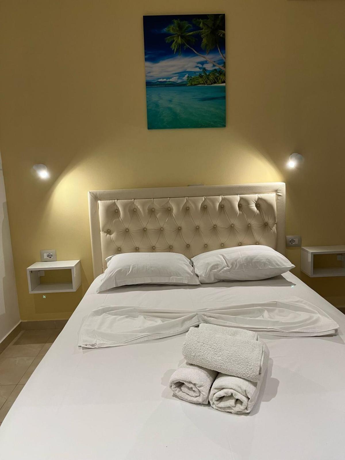Juli Apartment